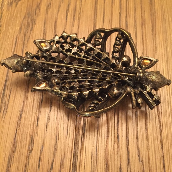 Vintage Brooch - Picture 2 of 3